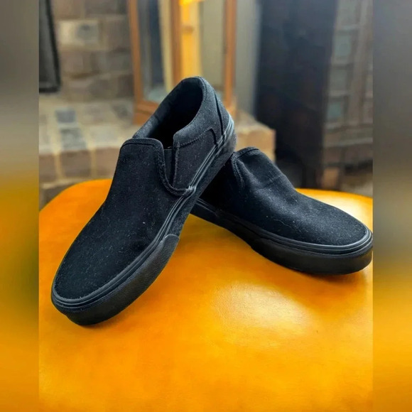Vans Black on Black slip ons Size 7 - Picture 2 of 7